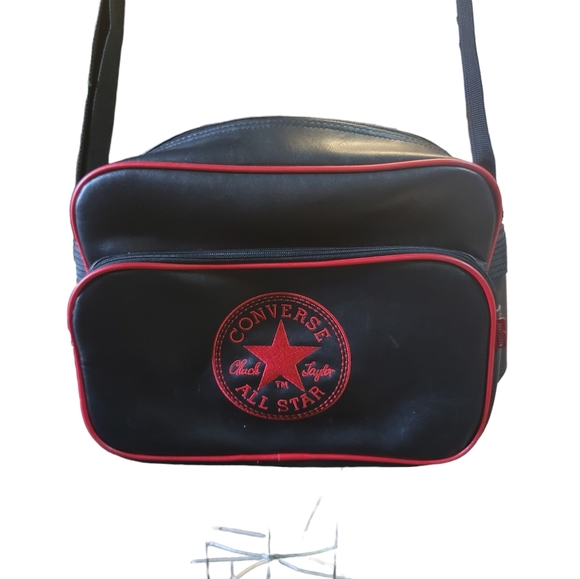 Converse All Star Chuck Taylor messanger crossbody Bag - Picture 3 of 8